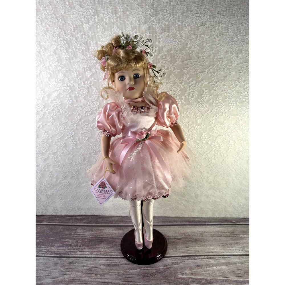 Camillia Garden‎ Porcelain Ballet Doll 17" Tall by Tracy Lynn W Stand Vintage